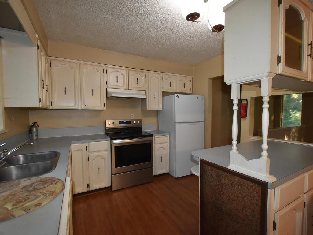 









2240


Oldershaw

Road,
Roberts Creek,




BC
V0N 2W5


