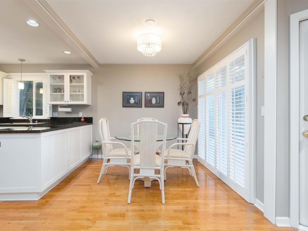 









288


6th

Street East, 209,
North Vancouver,




BC
V7L 1P5

