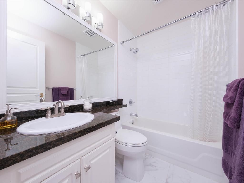 









288


6th

Street East, 209,
North Vancouver,




BC
V7L 1P5

