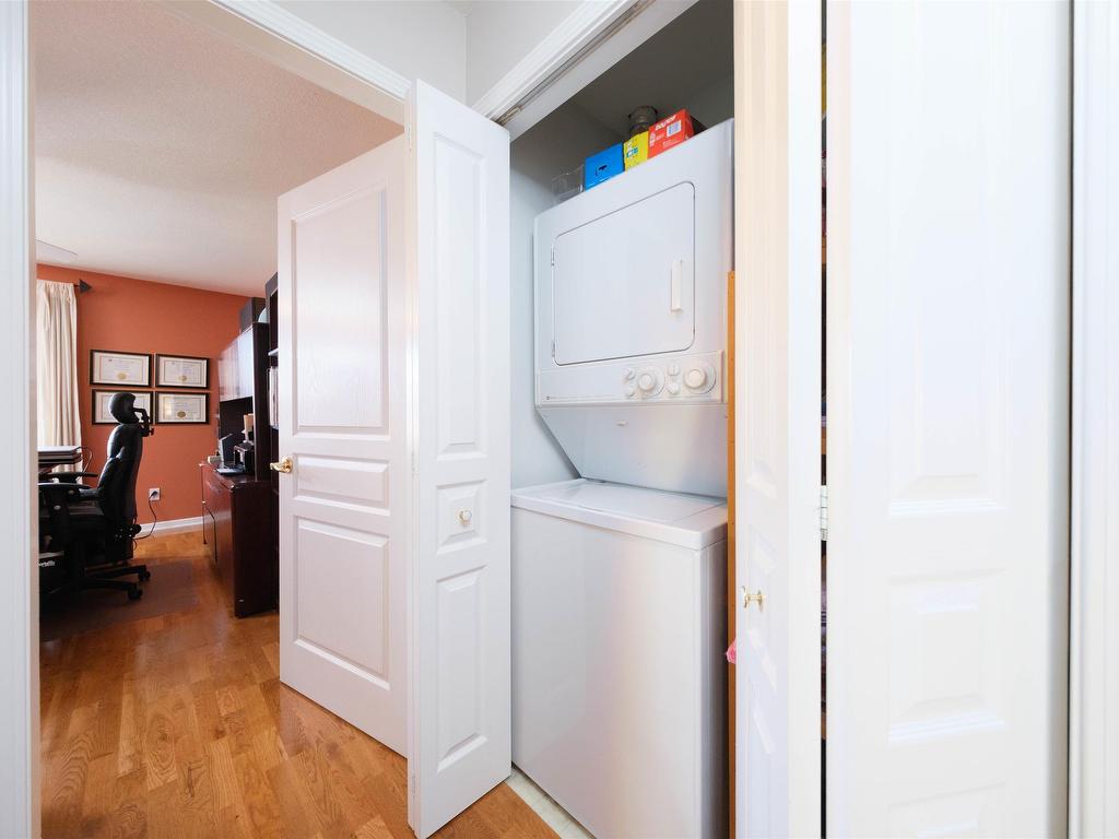 









288


6th

Street East, 209,
North Vancouver,




BC
V7L 1P5

