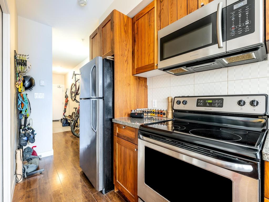 









37841


Cleveland

Avenue, 202,
Squamish,




BC
V8B 0S8


