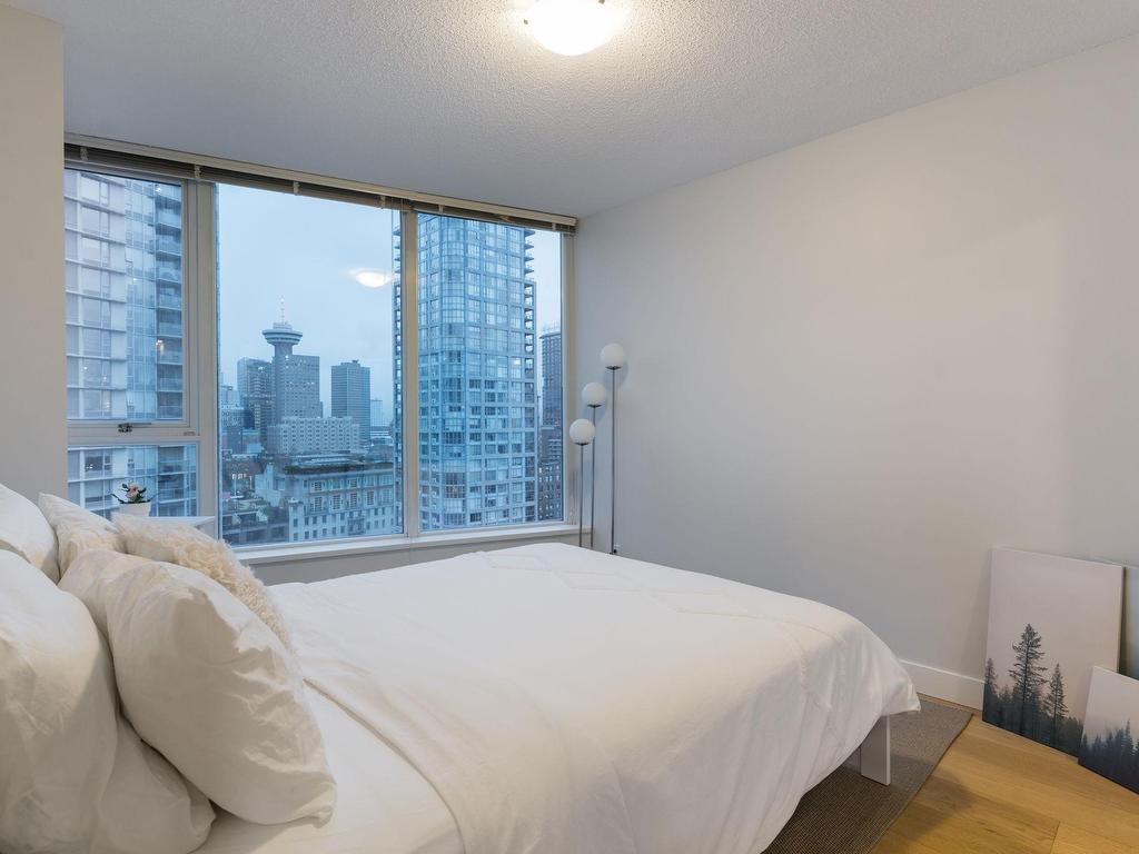 









689


Abbott

Street, 2107,
Vancouver,




BC
V6B 0J2

