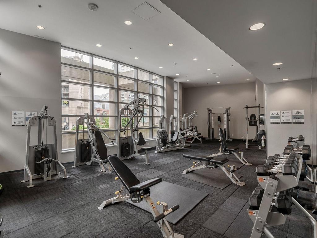 









689


Abbott

Street, 2107,
Vancouver,




BC
V6B 0J2

