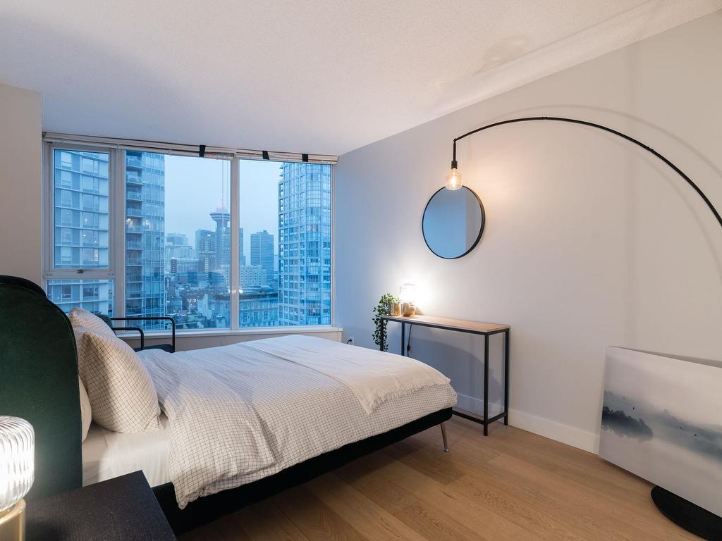 









689


Abbott

Street, 2107,
Vancouver,




BC
V6B 0J2


