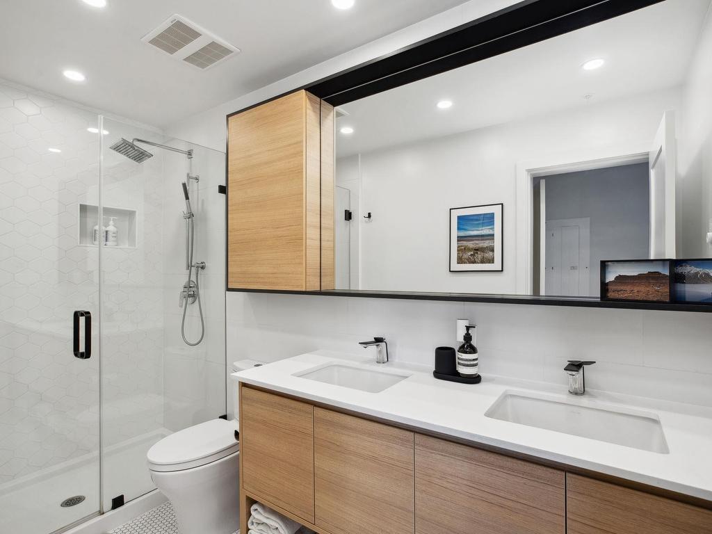 









55


Klahanie

Drive, 410,
Port Moody,




BC
V3H 0M9

