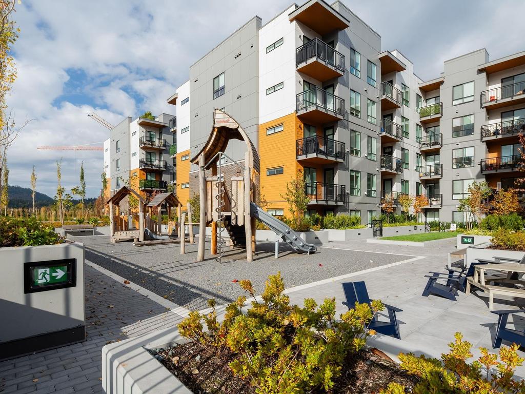









55


Klahanie

Drive, 410,
Port Moody,




BC
V3H 0M9


