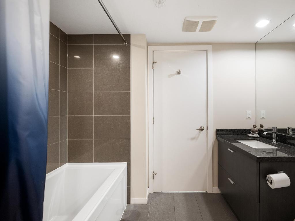 









2200


Douglas

Road, 302,
Burnaby,




BC
V5C 0G8

