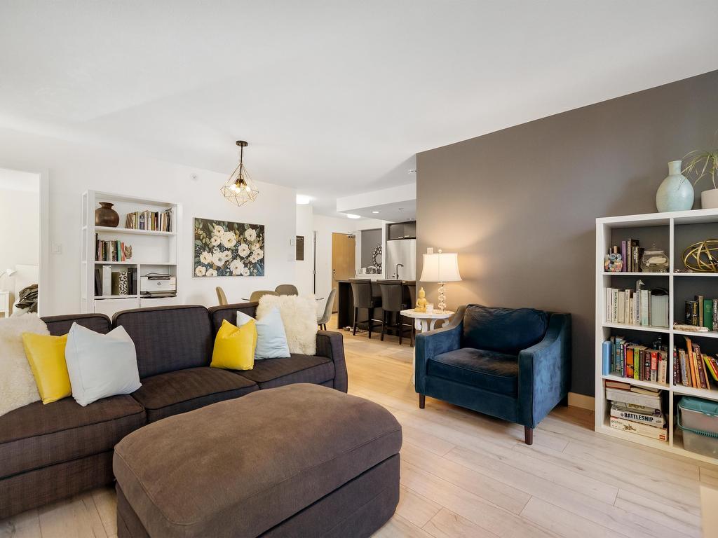 









2200


Douglas

Road, 302,
Burnaby,




BC
V5C 0G8


