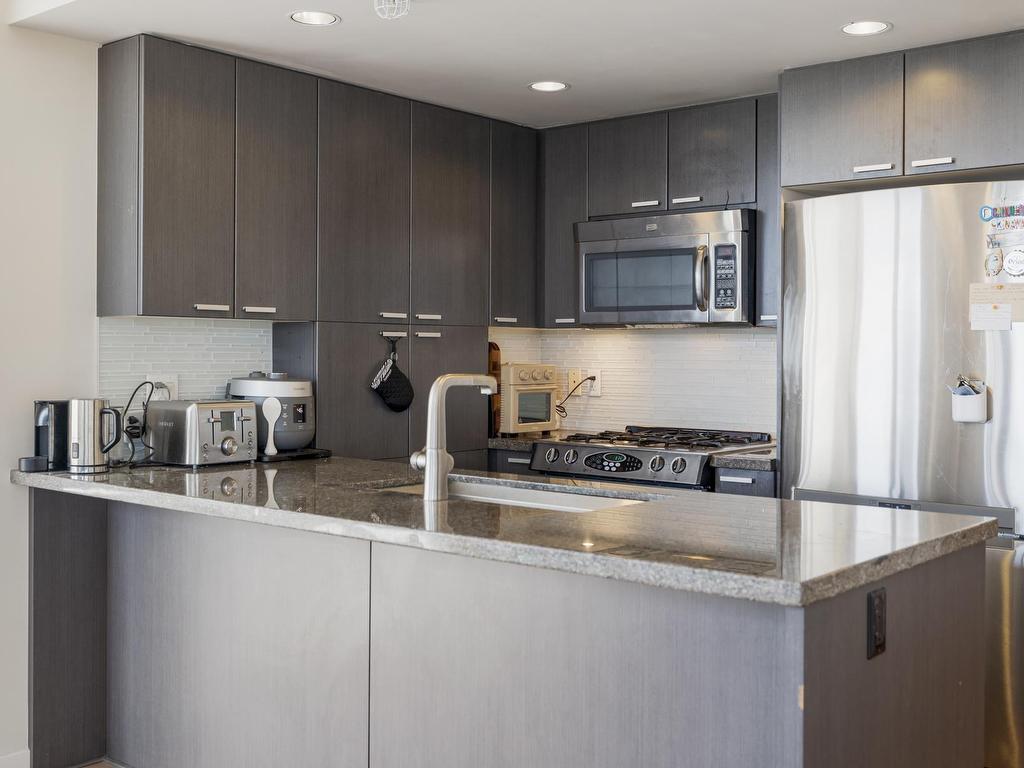 









2232


Douglas

Road, 1401,
Burnaby,




BC
V5C 0G9


