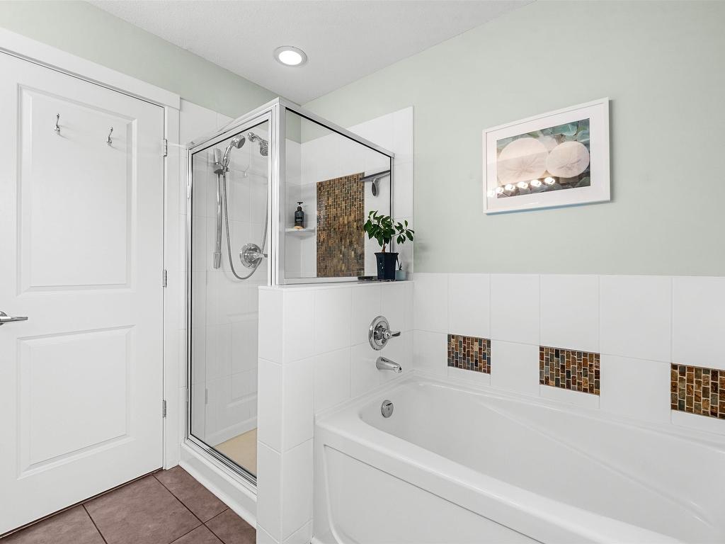









100


Klahanie

Drive, 77,
Port Moody,




BC
V3H 5K3

