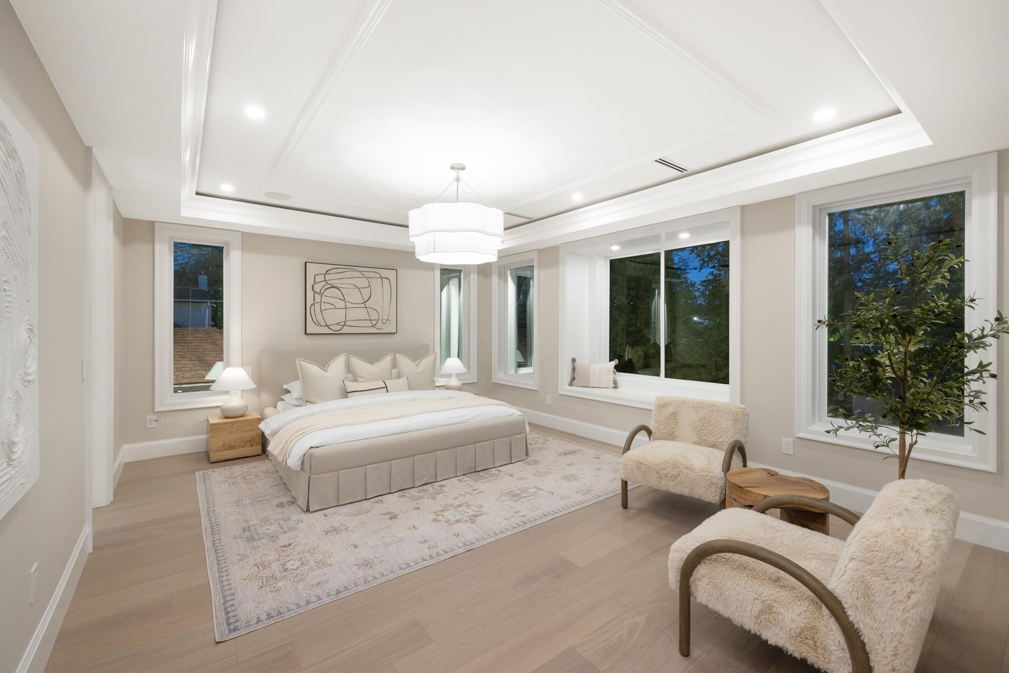 









8316


Government

Road,
Burnaby,




BC
V5A 2E3

