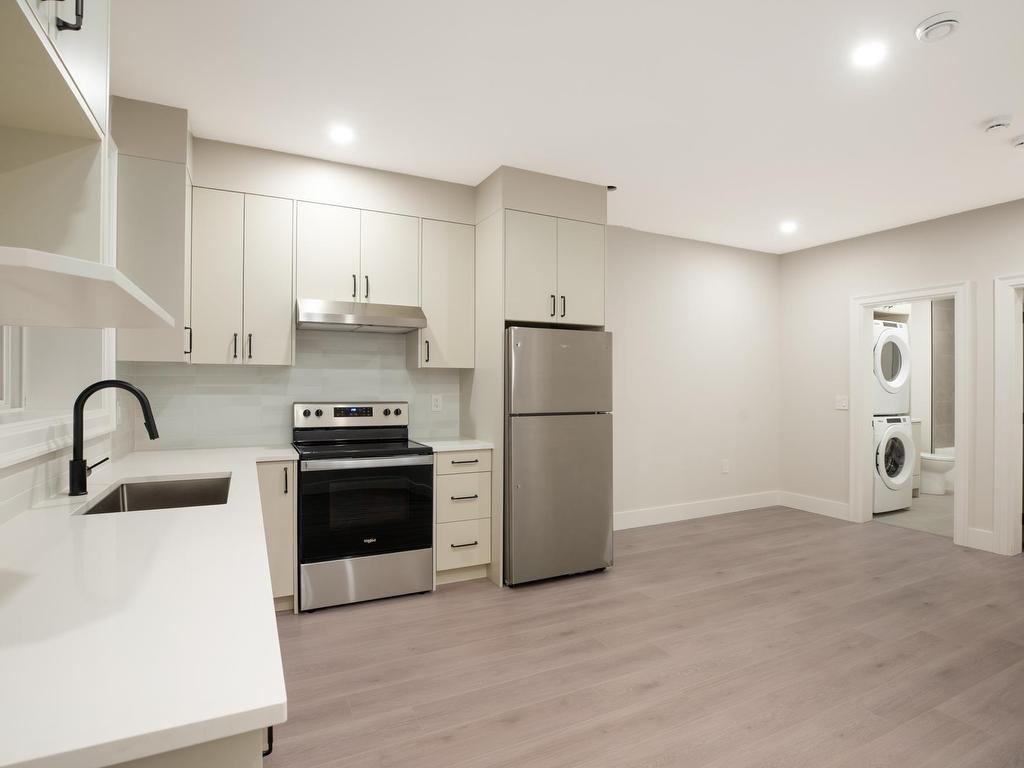 









8316


Government

Road,
Burnaby,




BC
V5A 2E3

