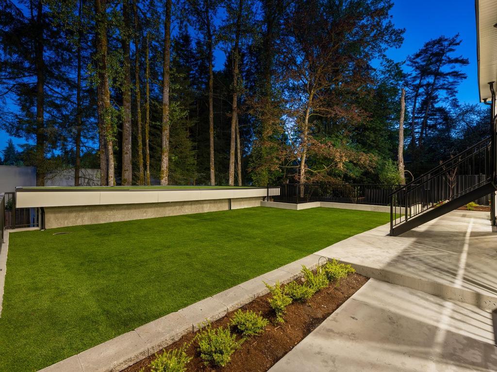 









8316


Government

Road,
Burnaby,




BC
V5A 2E3

