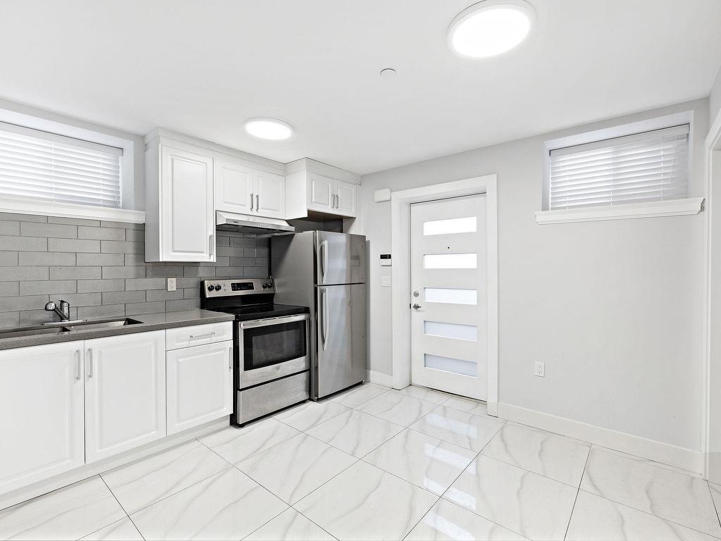 









2430


41

Street East, 1,
Vancouver,




BC
V5R 2W4

