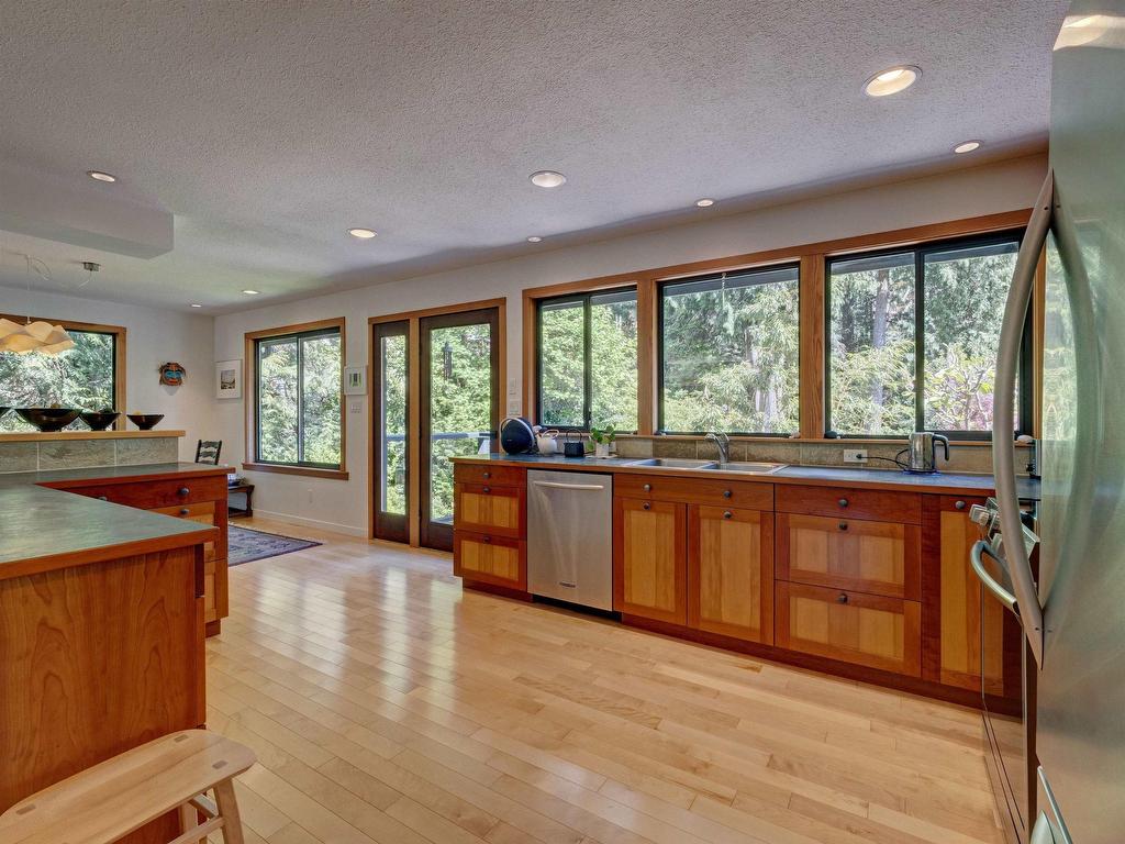 









1506


Henderson

Avenue,
Roberts Creek,




BC
V0N 2W2

