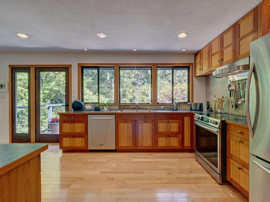 









1506


Henderson

Avenue,
Roberts Creek,




BC
V0N 2W2


