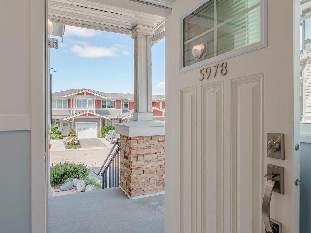 









5978


Beachgate

Lane,
Sechelt,




BC
V7Z 0S2

