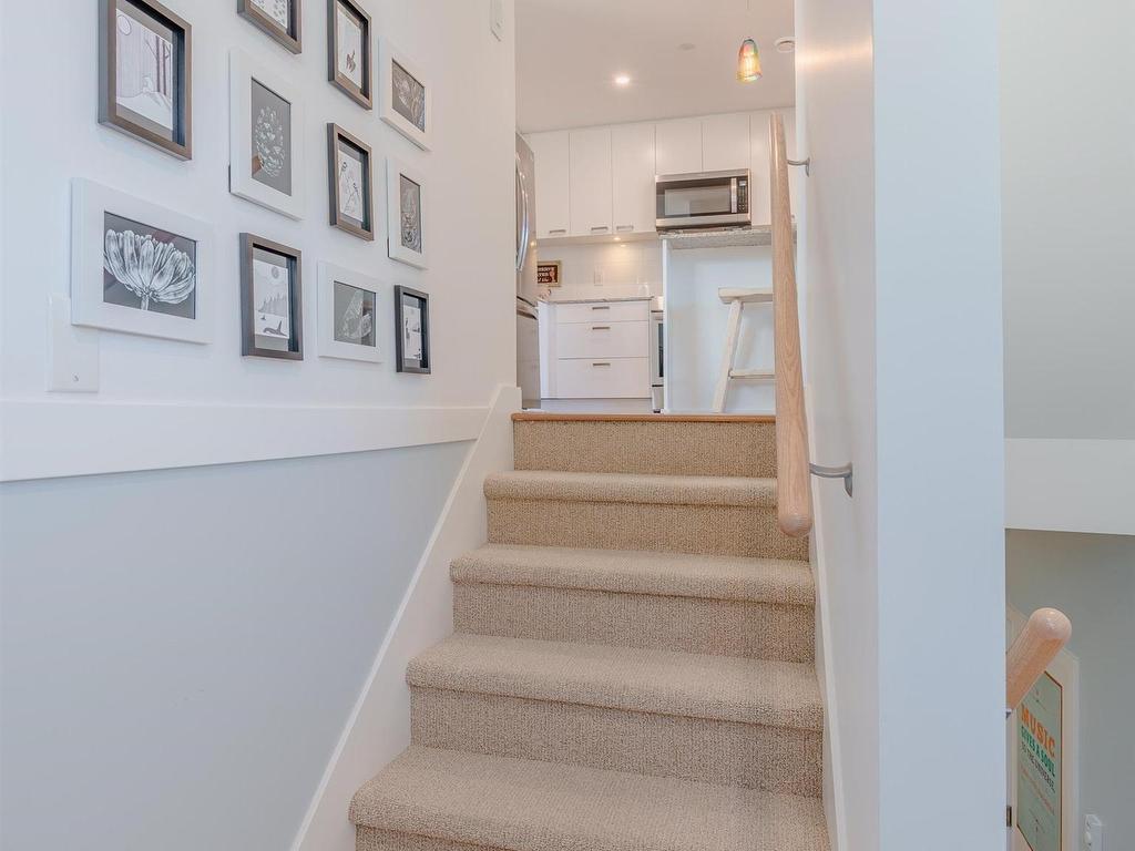 









5978


Beachgate

Lane,
Sechelt,




BC
V7Z 0S2

