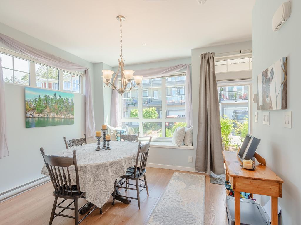 









5978


Beachgate

Lane,
Sechelt,




BC
V7Z 0S2

