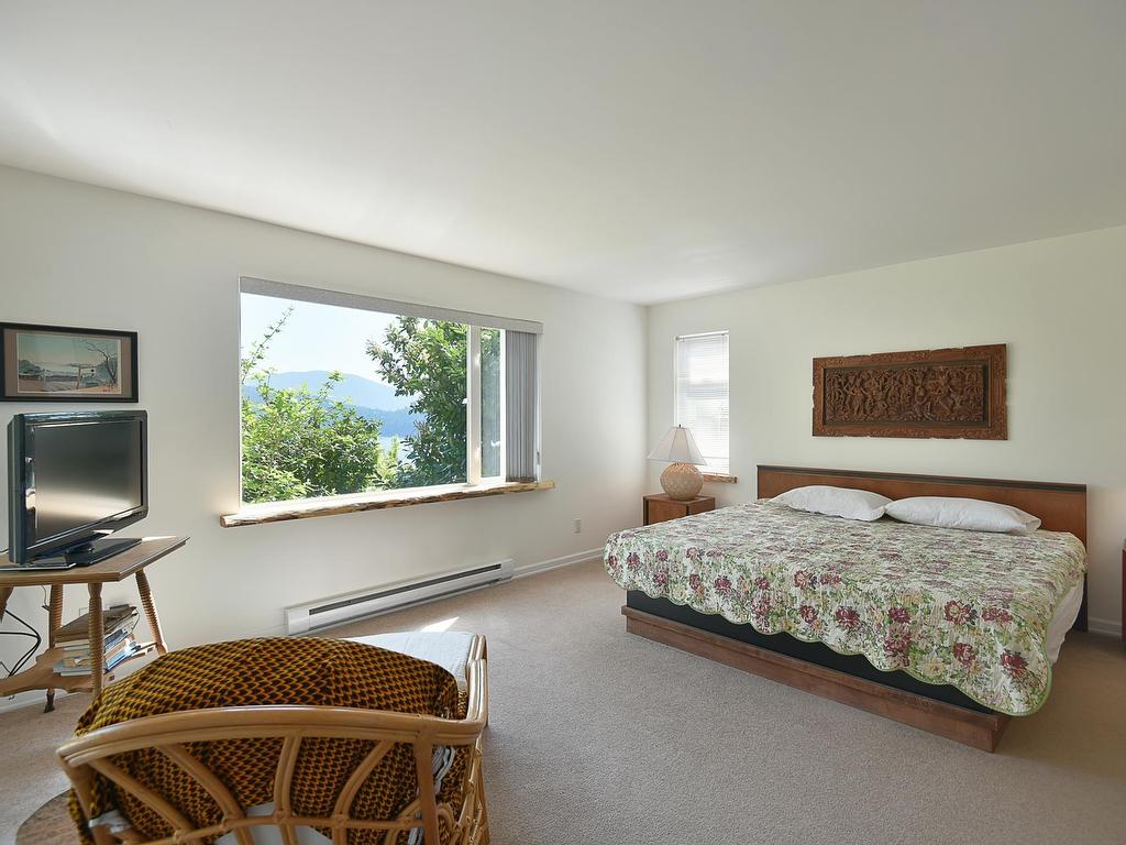 









590-592


Fletcher

Road North,
Gibsons,




BC
V0N 1V9

