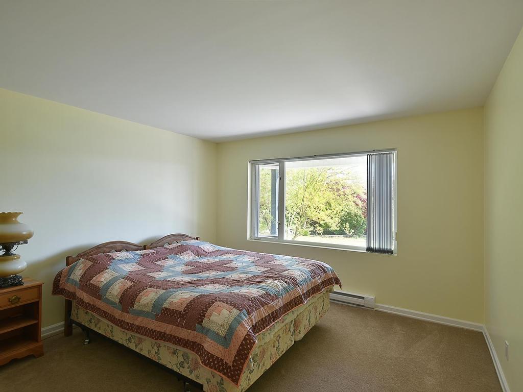 









590-592


Fletcher

Road North,
Gibsons,




BC
V0N 1V9

