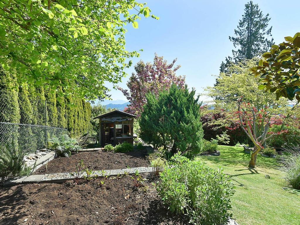 









590-592


Fletcher

Road North,
Gibsons,




BC
V0N 1V9

