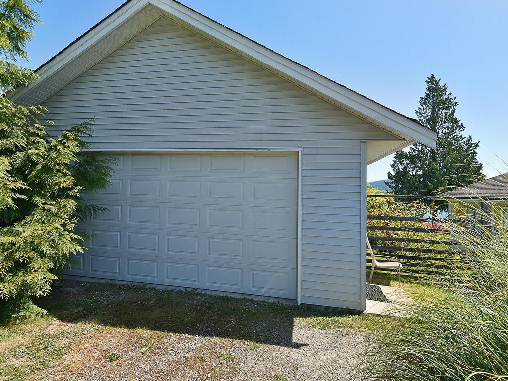 









590-592


Fletcher

Road North,
Gibsons,




BC
V0N 1V9

