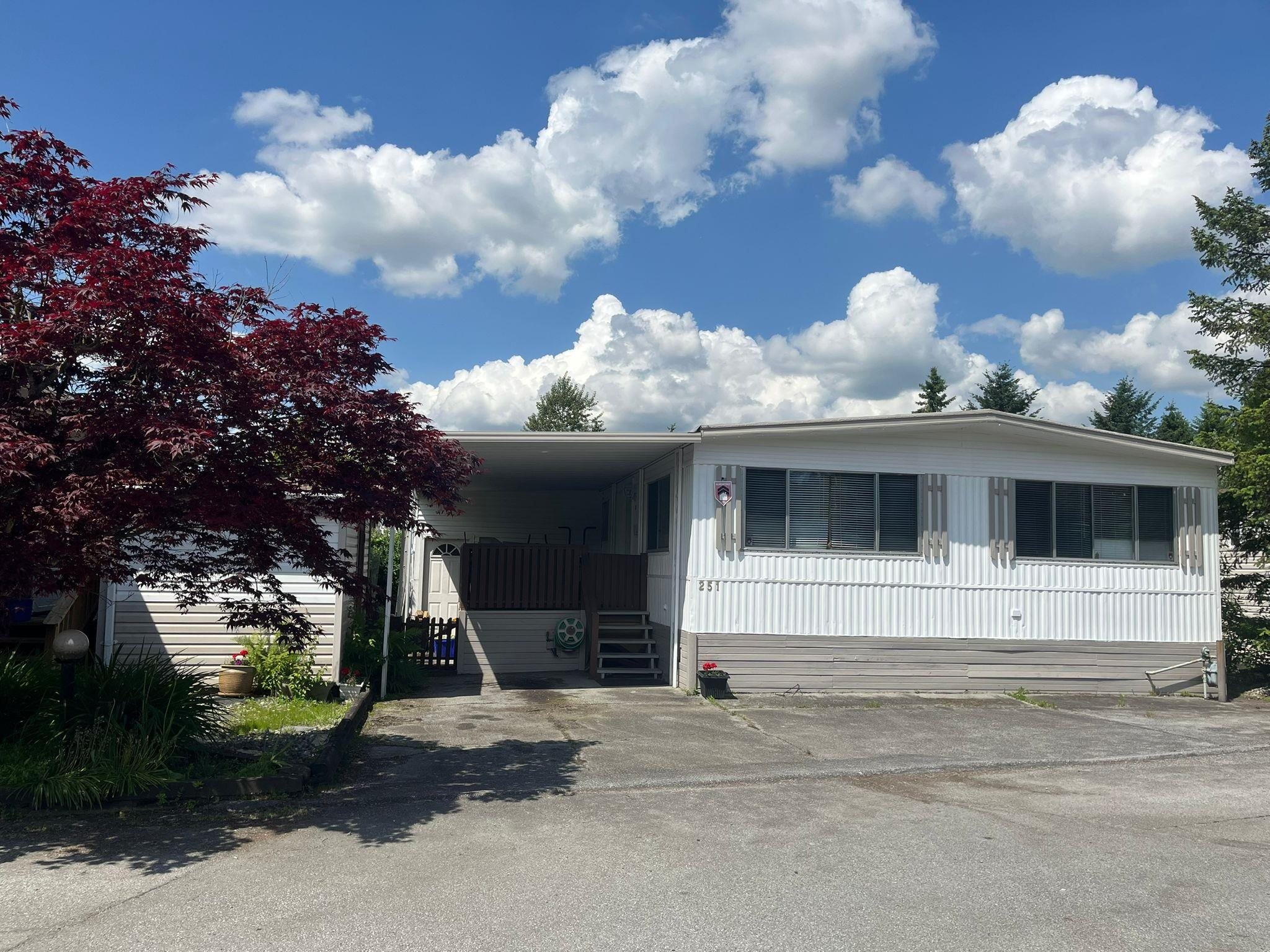 









201


Cayer

Street, 251,
Coquitlam,




BC
V3K 5A9


