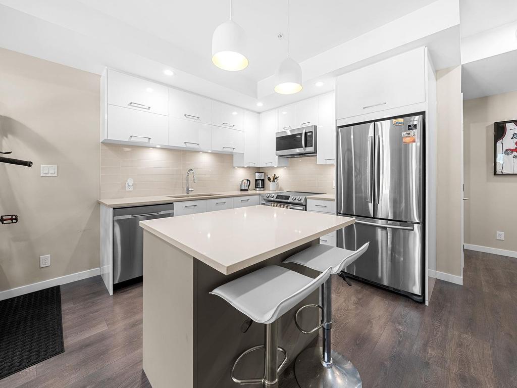 









38033


Second

Avenue, 411,
Squamish,




BC
V8B 0C4

