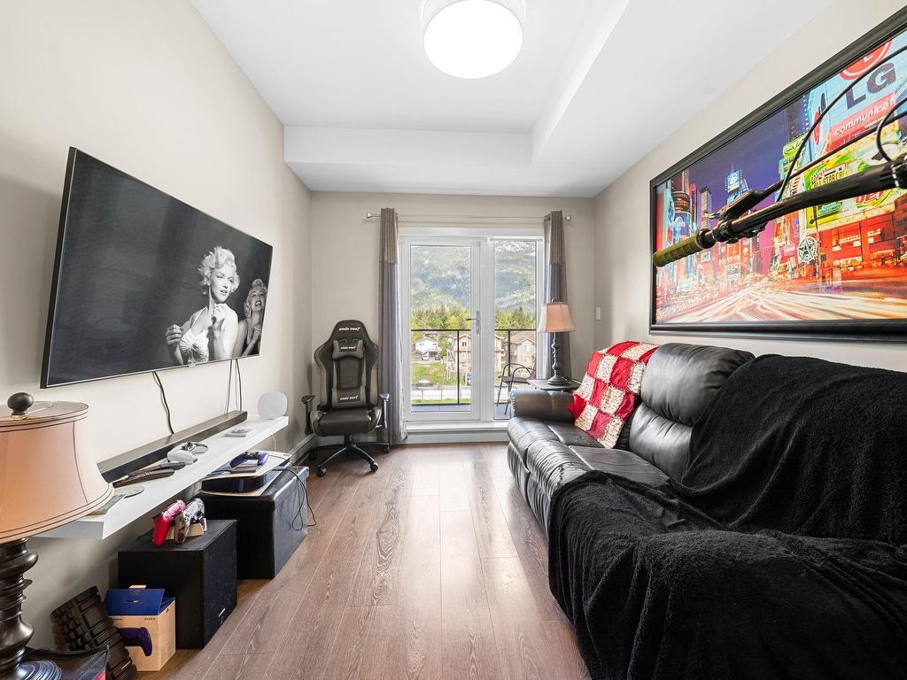 









38033


Second

Avenue, 411,
Squamish,




BC
V8B 0C4

