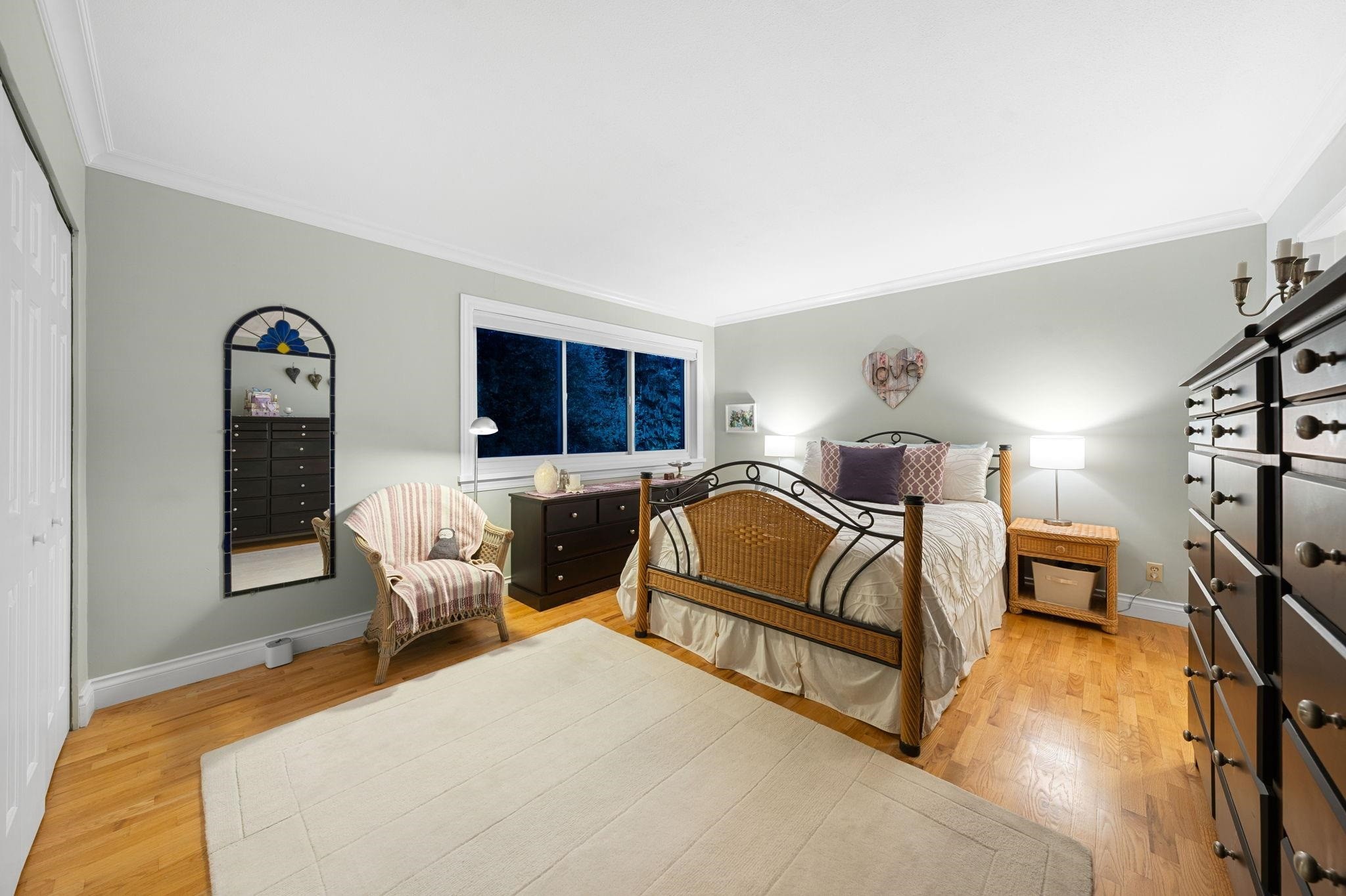 









2380


Mackay

Avenue,
North Vancouver,




BC
V7P 2M9

