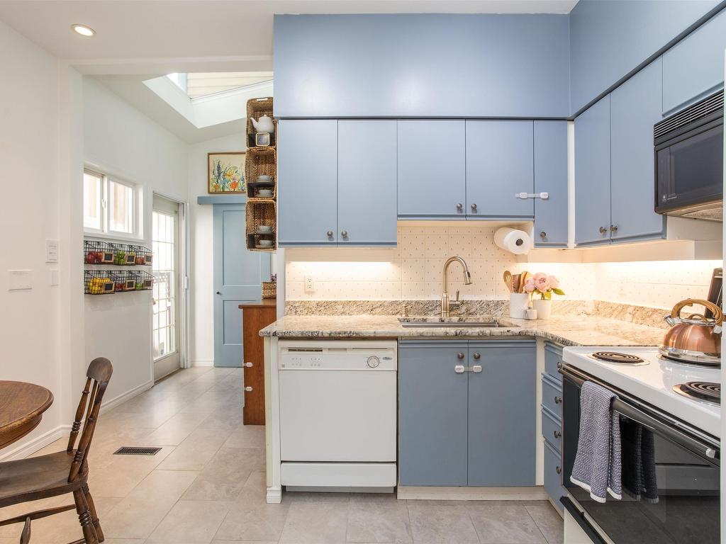 









3624


1st

Avenue West,
Vancouver,




BC
V6R 1H2

