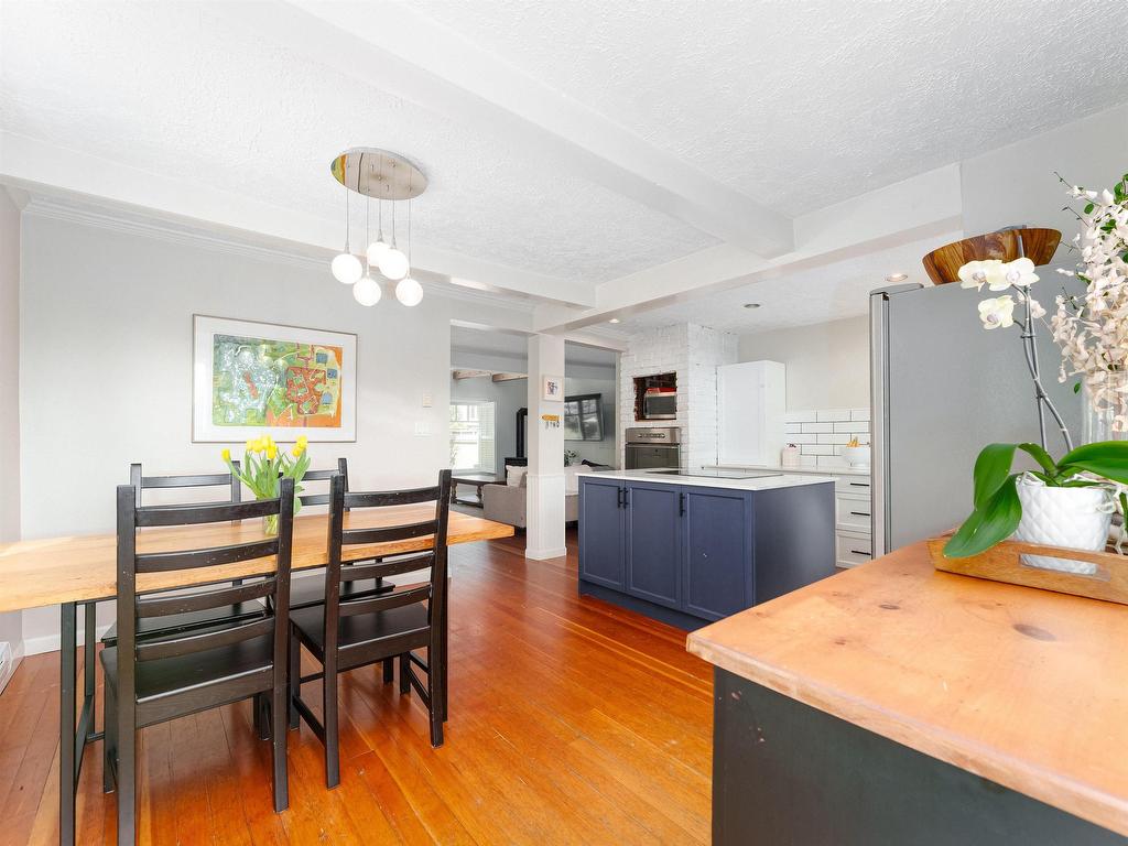









1503


Dovercourt

Road,
North Vancouver,




BC
V7K 1K6

