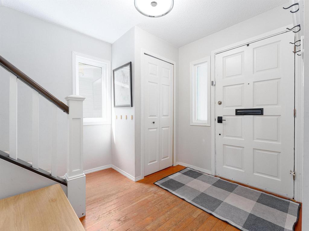 









1503


Dovercourt

Road,
North Vancouver,




BC
V7K 1K6

