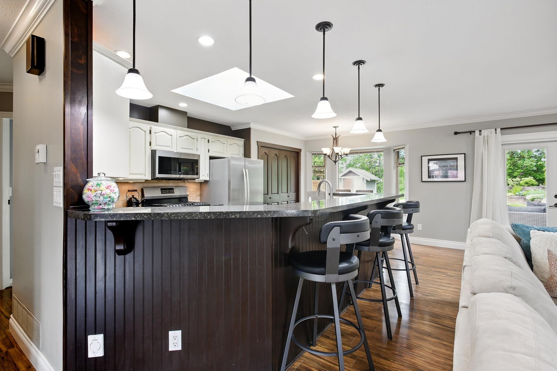 









23616


Tamarack

Lane,
Maple Ridge,




BC
V2W 1B3

