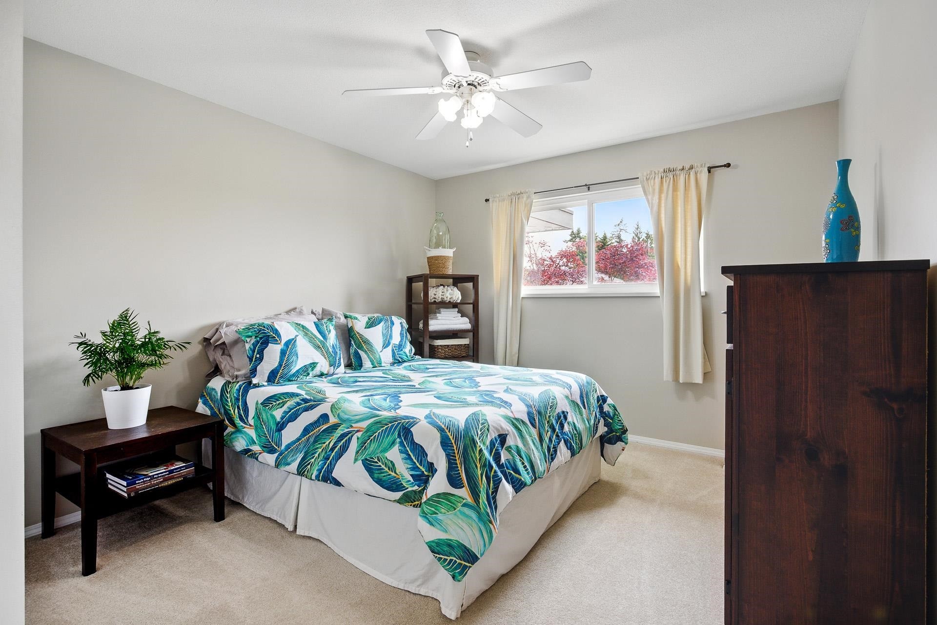 









23616


Tamarack

Lane,
Maple Ridge,




BC
V2W 1B3

