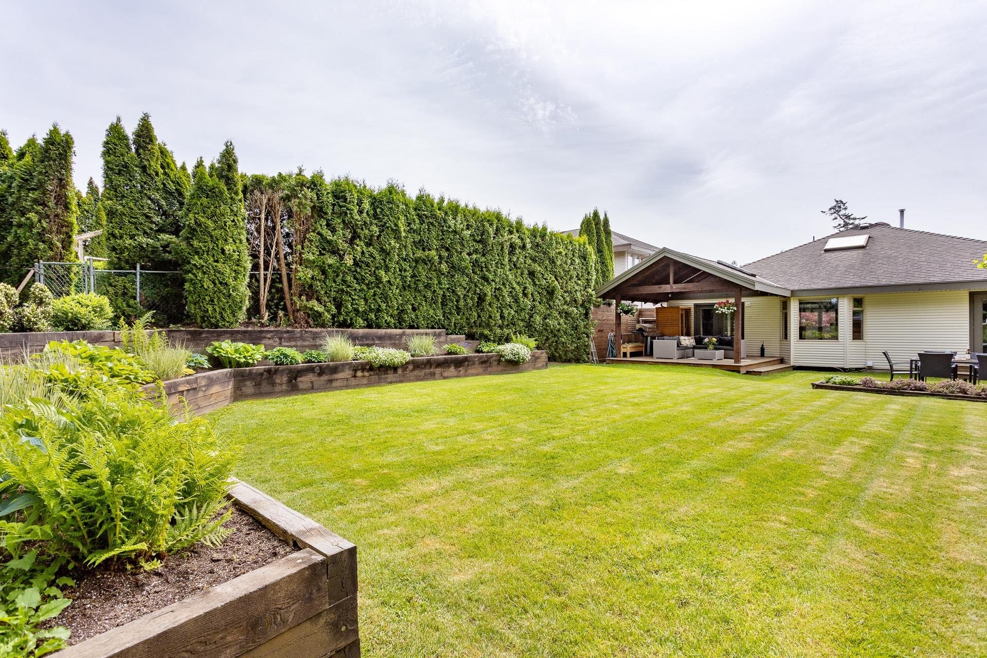 









23616


Tamarack

Lane,
Maple Ridge,




BC
V2W 1B3

