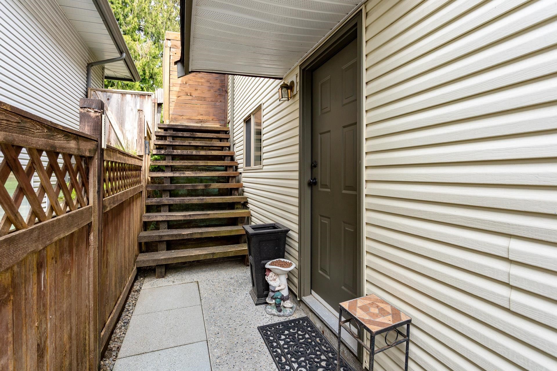 









23616


Tamarack

Lane,
Maple Ridge,




BC
V2W 1B3

