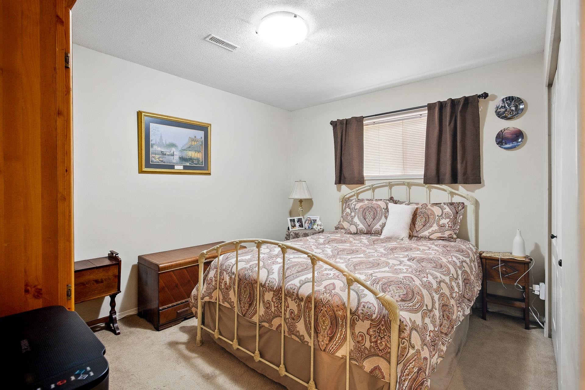 









23616


Tamarack

Lane,
Maple Ridge,




BC
V2W 1B3

