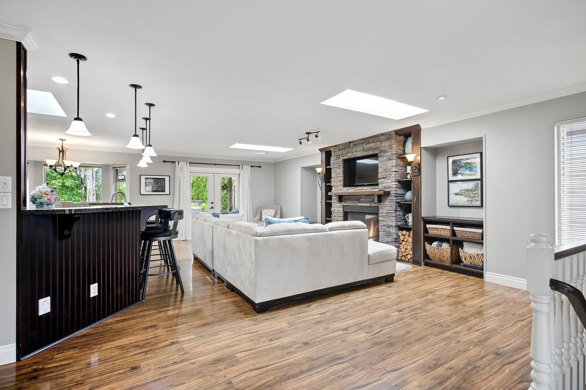 









23616


Tamarack

Lane,
Maple Ridge,




BC
V2W 1B3

