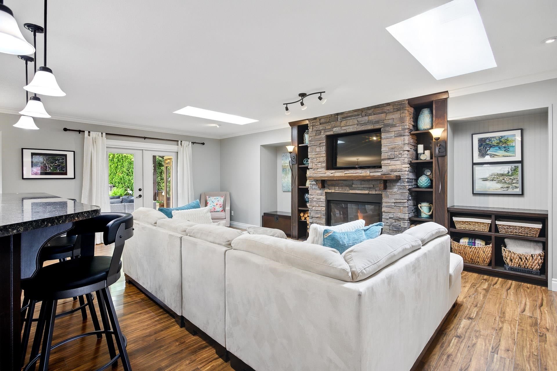 









23616


Tamarack

Lane,
Maple Ridge,




BC
V2W 1B3

