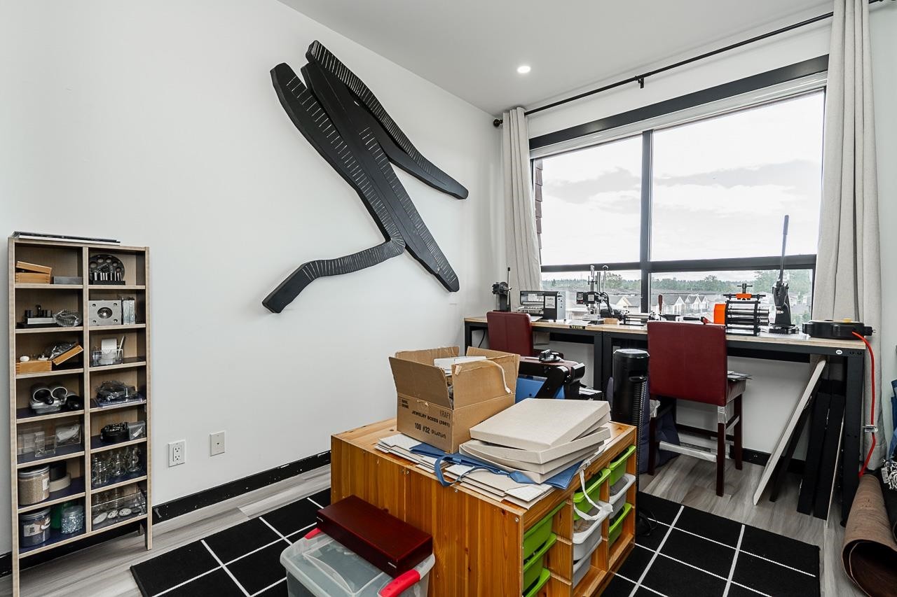 









288


Hampton

Street, 306,
New Westminster,




BC
V3M 5L9


