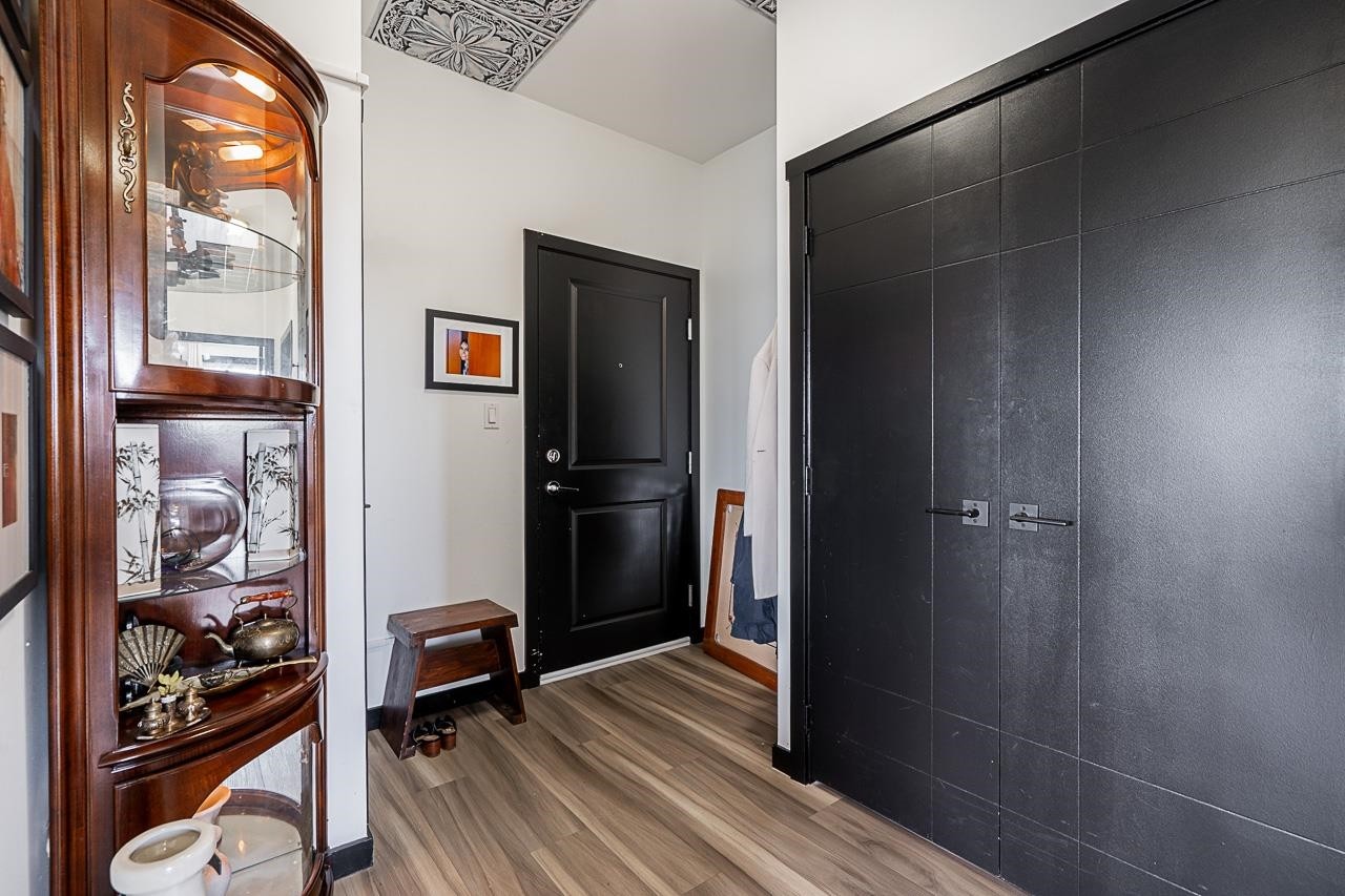 









288


Hampton

Street, 306,
New Westminster,




BC
V3M 5L9

