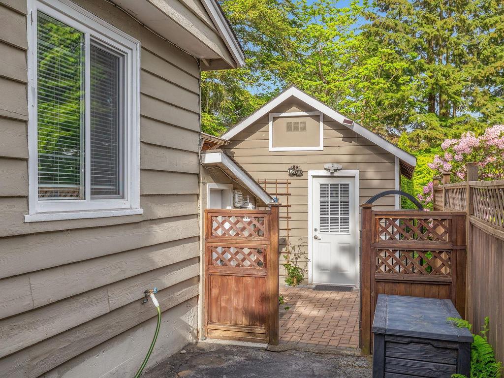 









2306


William

Avenue,
North Vancouver,




BC
V7J 2P6

