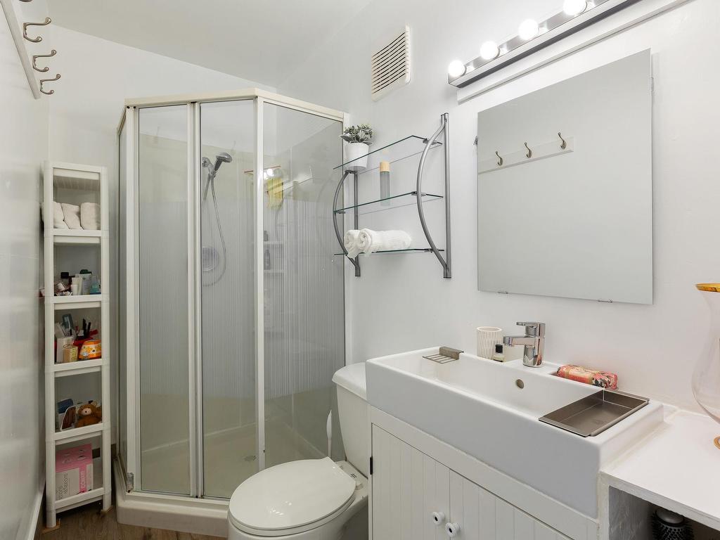 









2306


William

Avenue,
North Vancouver,




BC
V7J 2P6

