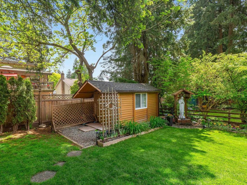 









2306


William

Avenue,
North Vancouver,




BC
V7J 2P6

