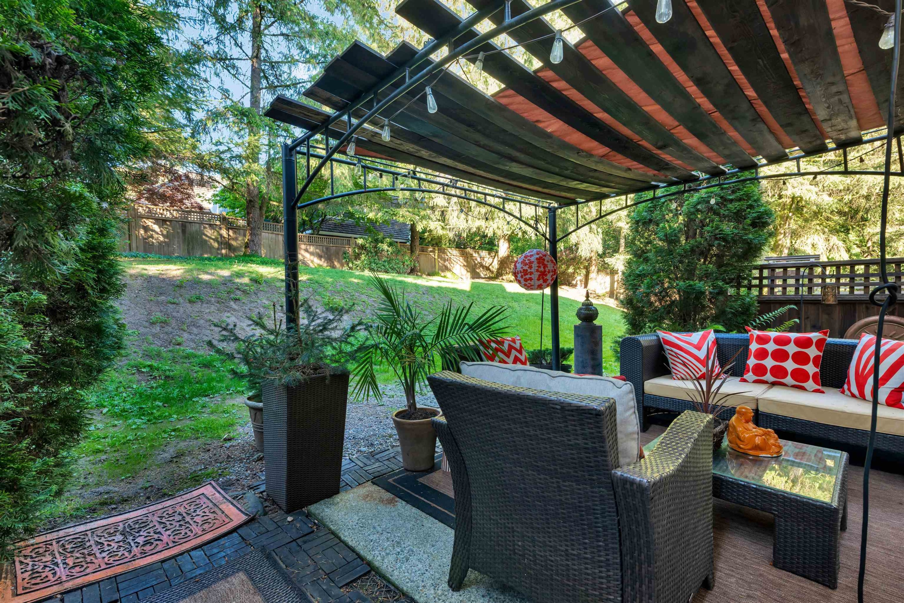 









3939


Indian River

Drive, 14,
North Vancouver,




BC
V7G 2P6

