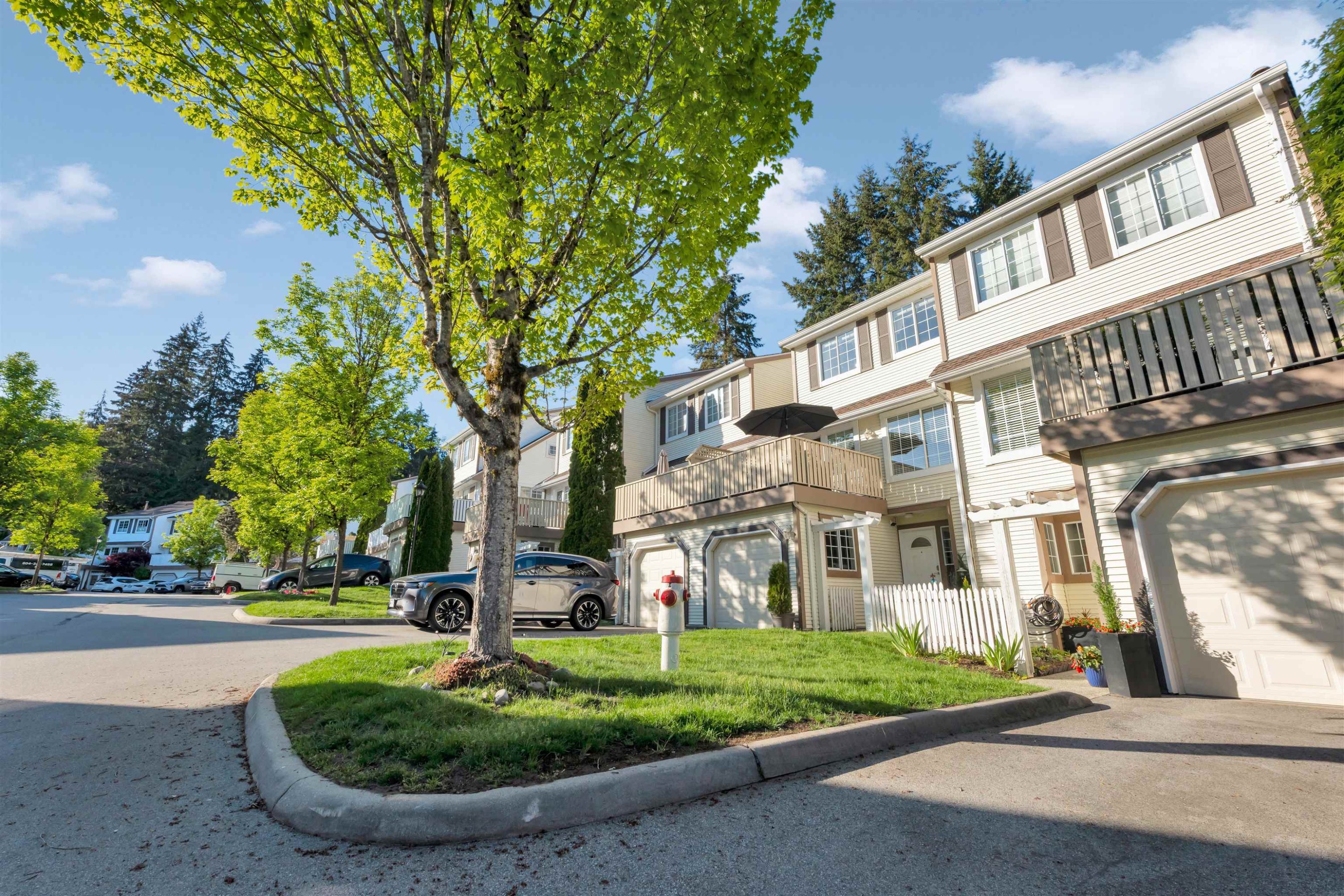 









3939


Indian River

Drive, 14,
North Vancouver,




BC
V7G 2P6

