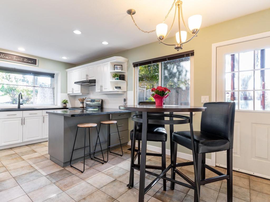 









1502


Fernwood

Place,
Port Moody,




BC
V3H 4A6

