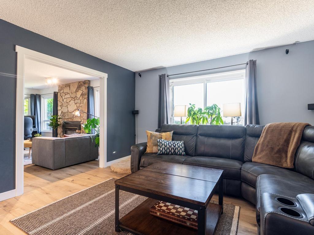 









1502


Fernwood

Place,
Port Moody,




BC
V3H 4A6

